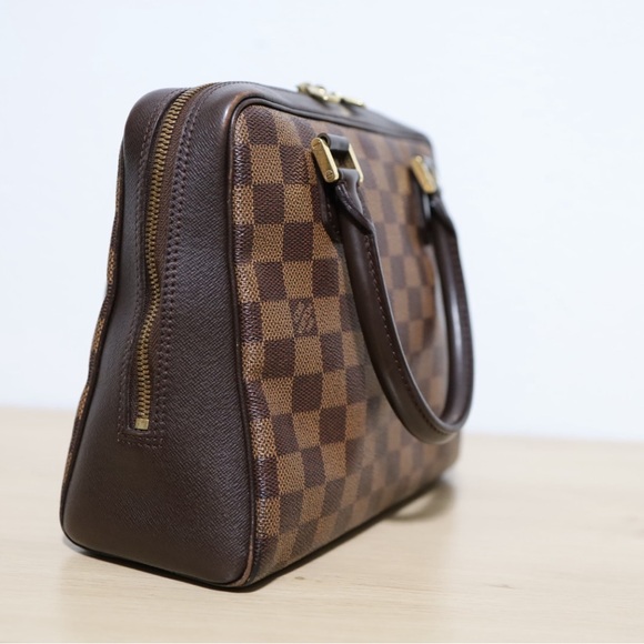 QUICK SALE $399 FIRM - Authentic Louis Vuitton Damier Ebene Brera Bag - Picture 6 of 16